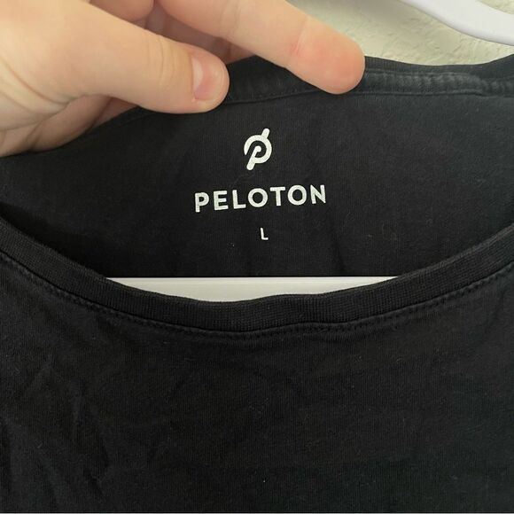 Peloton Century 100 Black T-Shirt Size Large - Picture 5 of 5